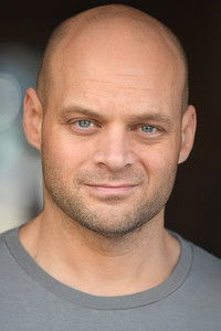 Райан Томас