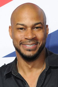 Файниз Митчелл