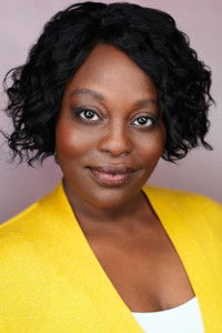 Лиз Пристли