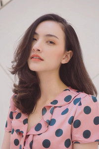 แอนน่า กลึคส์