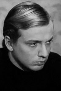 Айварс Линис