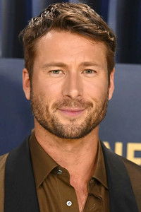 Глен Пауэлл