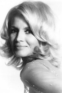 Энджи Дикинсон