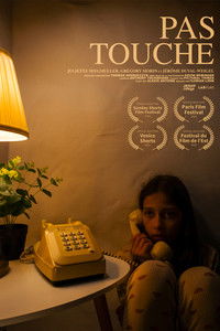 Pas touche!