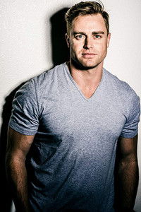 Джонатан Бакли