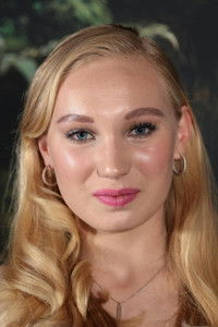 Хелена Ценгель