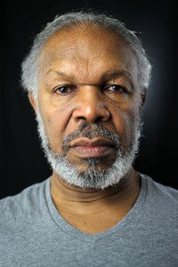 Элестер Лэтэм