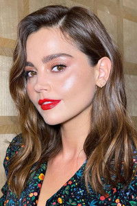 Дженна Коулман