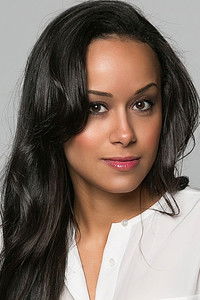 Кара Флауэрс