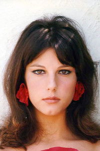 Стефания Сандрелли