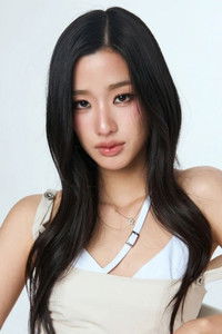 ต้นตะวัน ตันติเวชกุล