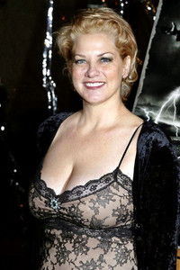 Синтия Эттинджер