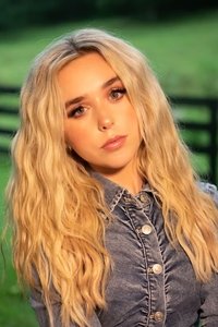 Дженна Дэвис