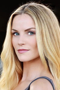 Эллен Холлман