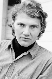 Эндрю Робинсон