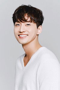 Пэк Мин Хён