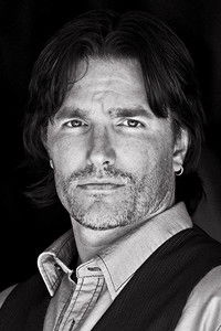 Фрэнк Джон Хьюз