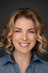 Озге Озберк