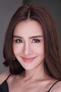 Николь Терио