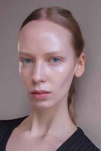 Етте Лона Херманис