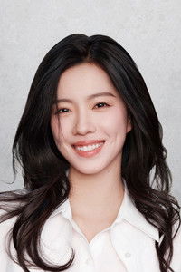 Сабрина Чжуан