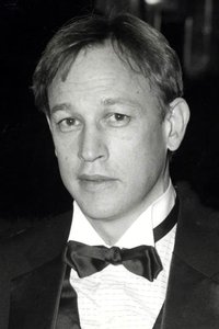 Фредерик Форрест