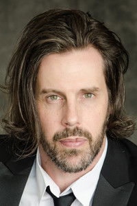 Джастин Майкл Каррьере