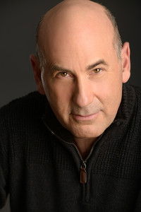 Джеймс Экхаус