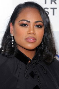 Зинзи Эванс