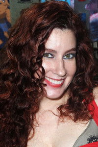 Виктория ДеМаре