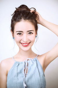 Чжан Цзин Тун