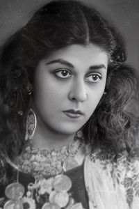 Ляля Чёрная