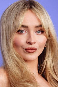 Сабрина Карпентер