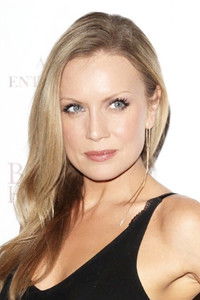 Стефани Вогт