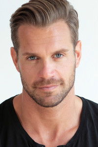 Стивен Хусар