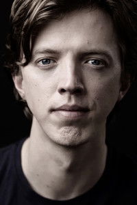 Эрик Джеймс Граволин