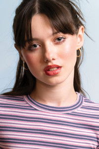 Вайолет МакГроу