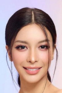 เจนนิเฟอร์ โรเบิร์ตส์