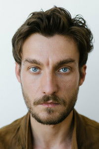 Виктор Михайлов