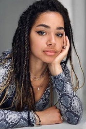 Луна Баптисте Шаллер