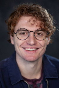 Закари Коуэн