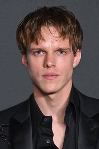 Финн Беннетт