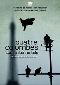 Quatre colombes sur l'antenne télé