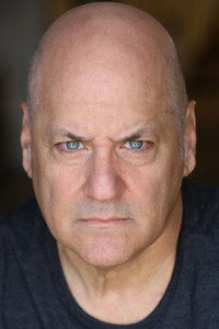 Эллиотт Майер