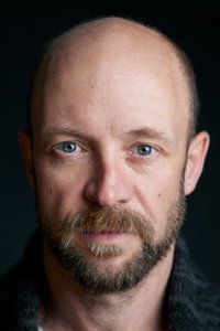 Николас Аарон