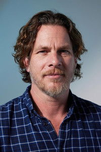 Джонатан Нолан