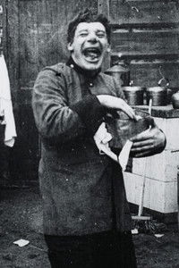 Усердный денщик