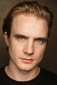 Генри Эштон