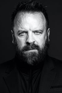 Саймон Филлипс