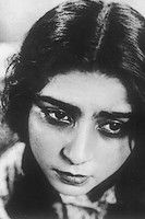 Иззет Оруджева